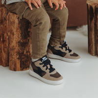 Monica Mellow Lage Sneakers Jongens Bruin