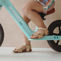 Bimi Beach Platte Sandalen Meisjes Goud