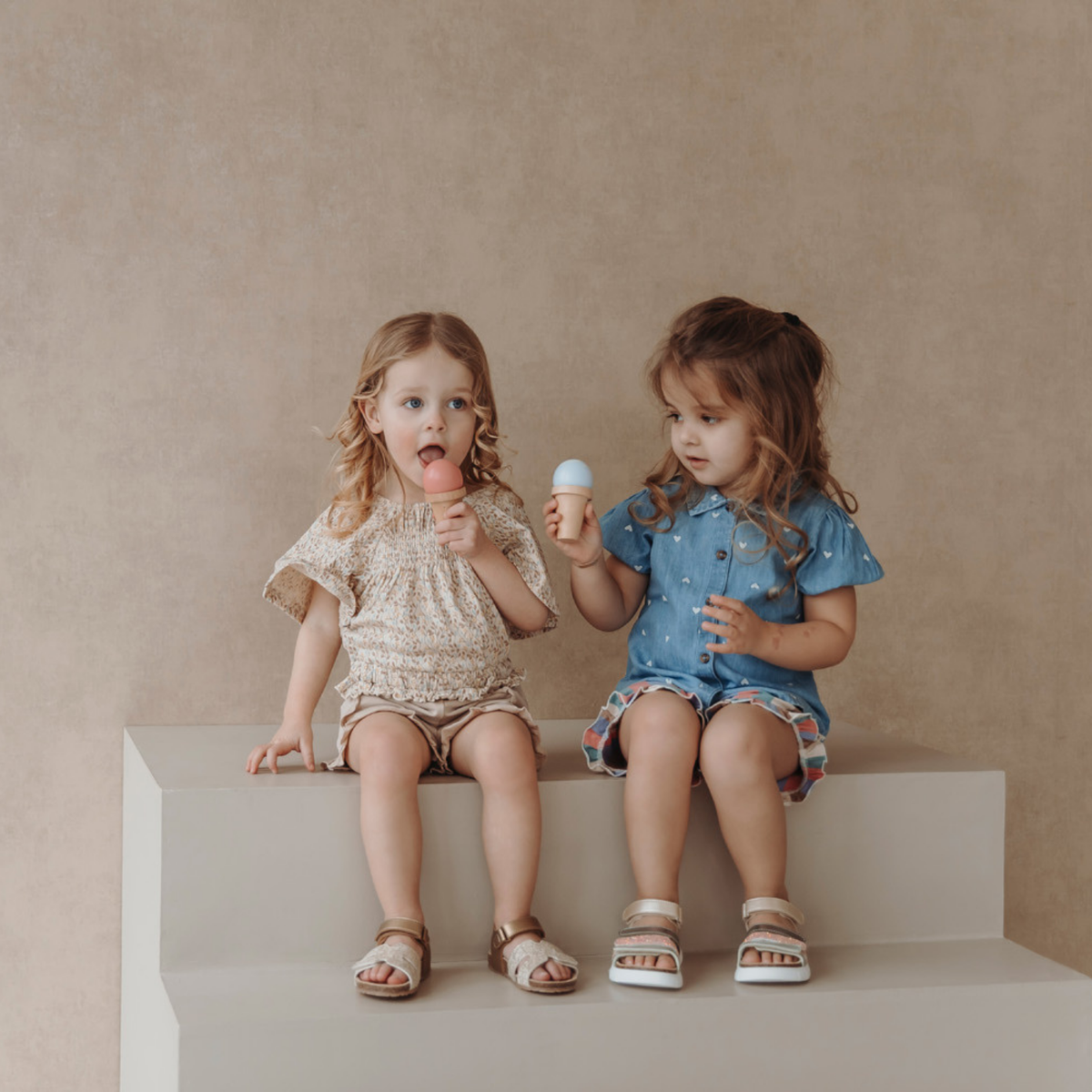 Brooke Beach Platte Sandalen Meisjes Bruin